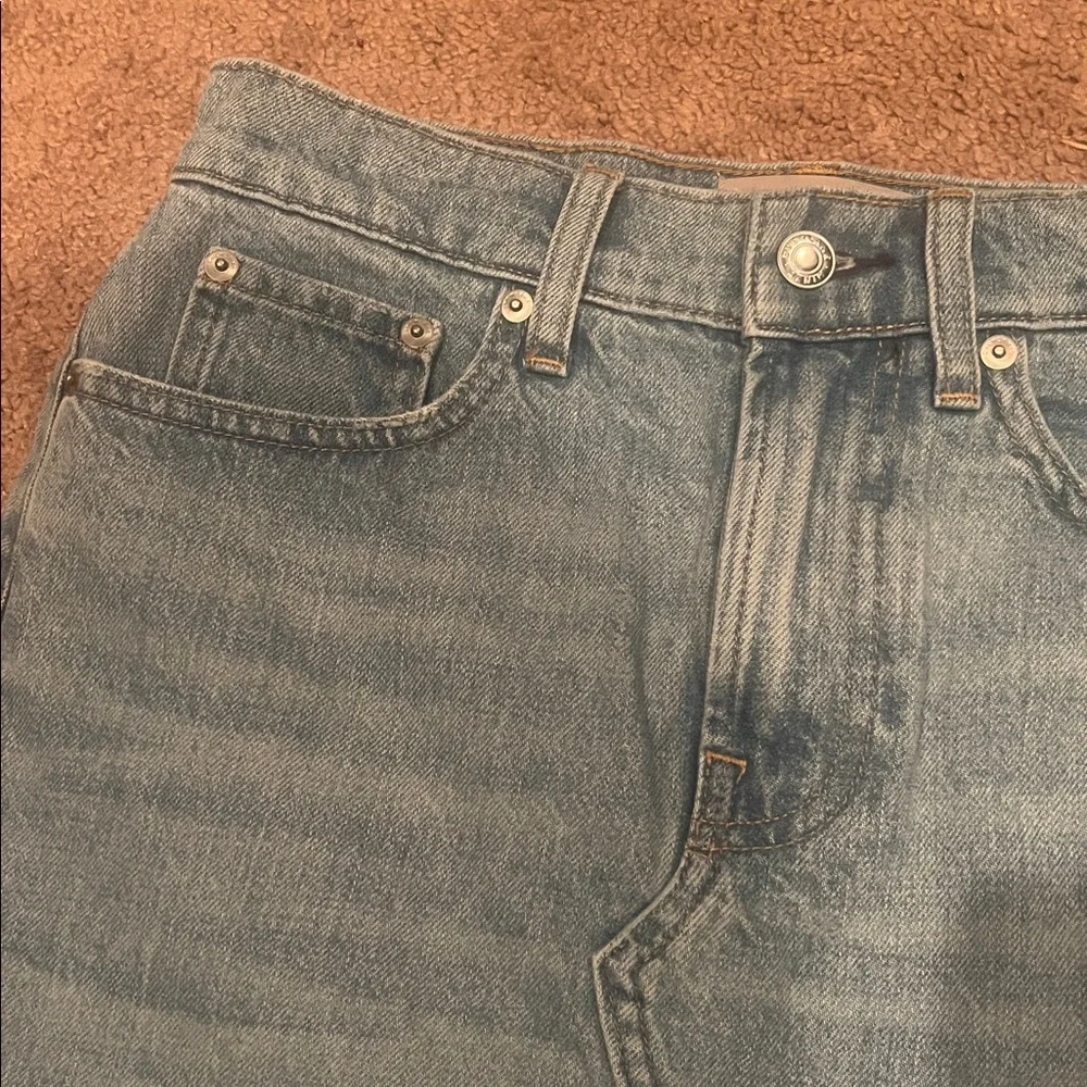 Everlane denim Skirt - Picture 2 of 6